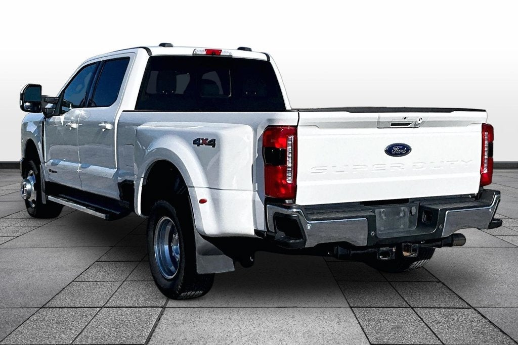 2023 Ford F-350SD Lariat