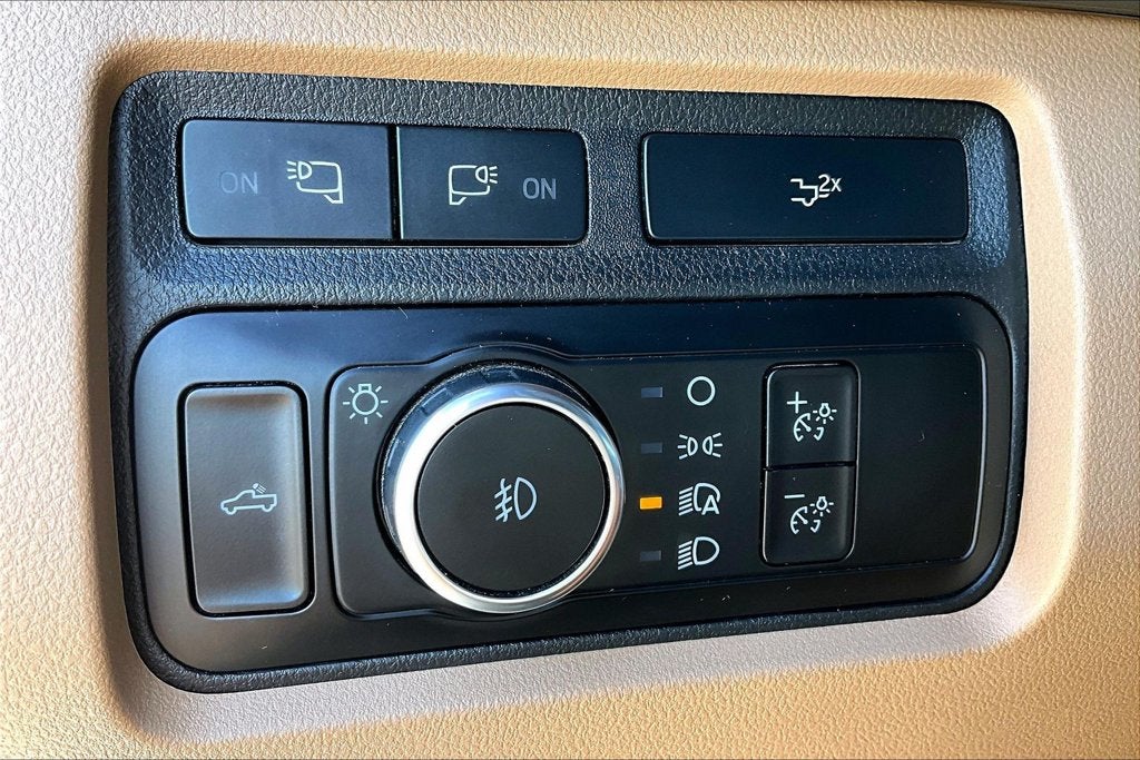 2023 Ford F-350SD Lariat