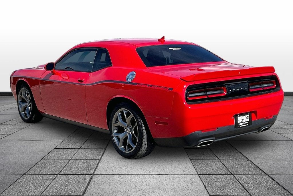 2017 Dodge Challenger SXT