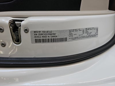 2023 Chrysler Voyager LX