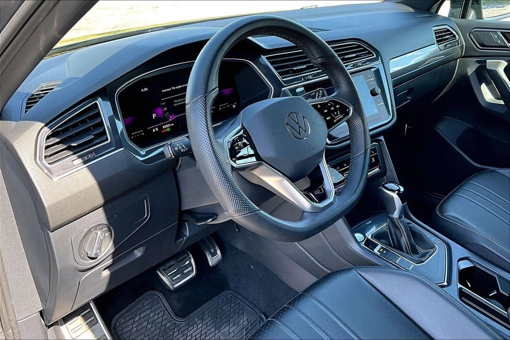 2024 Volkswagen Tiguan 2.0T SE R-Line Black