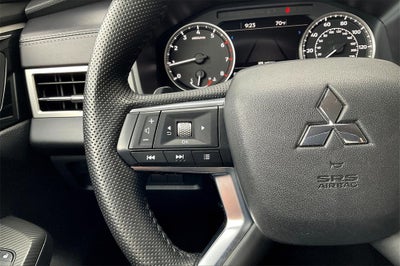 2024 Mitsubishi Outlander SE Black Edition