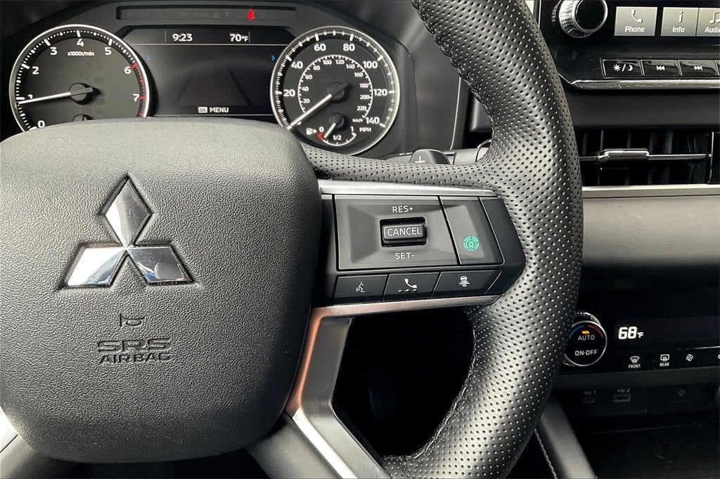 2024 Mitsubishi Outlander SE Black Edition