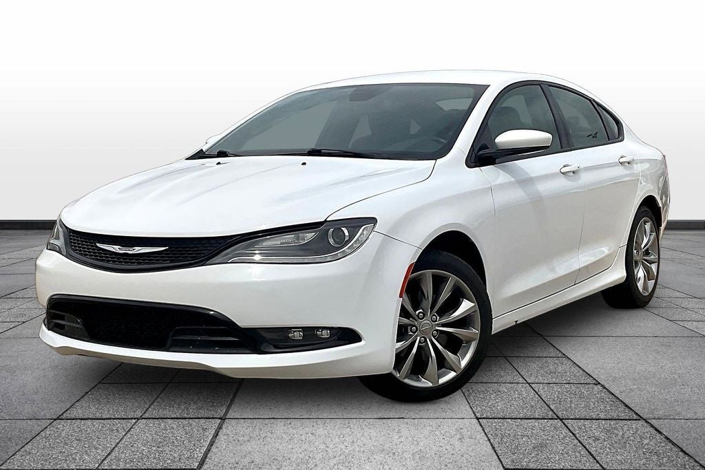 2015 Chrysler 200 S