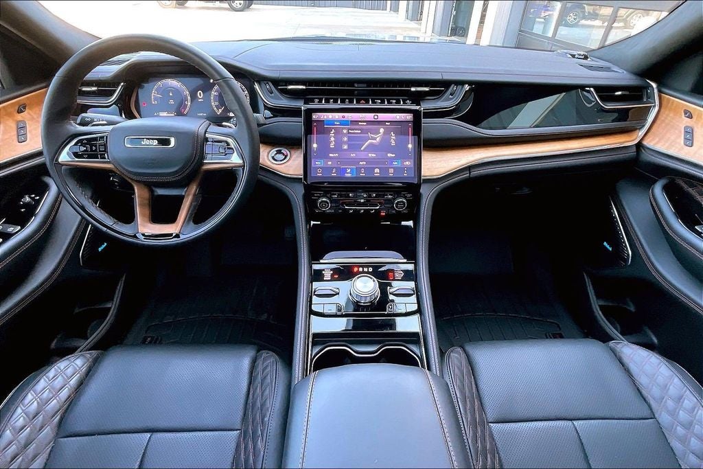 2025 Jeep Grand Cherokee L Summit