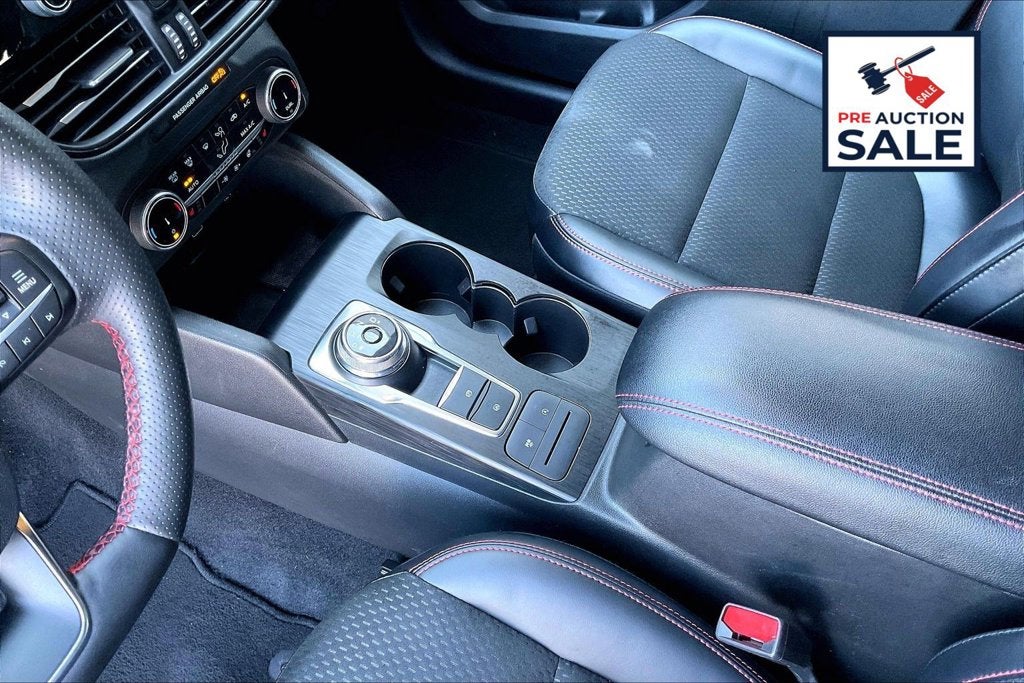 2025 Ford Escape ST-Line Select