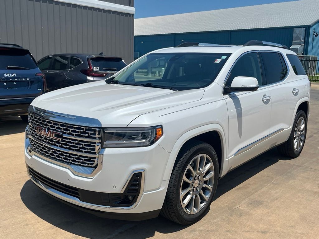 2022 GMC Acadia Denali