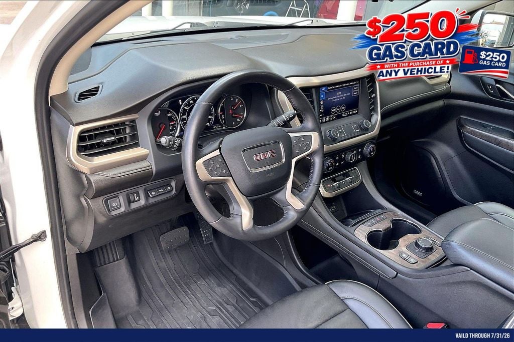 2022 GMC Acadia Denali