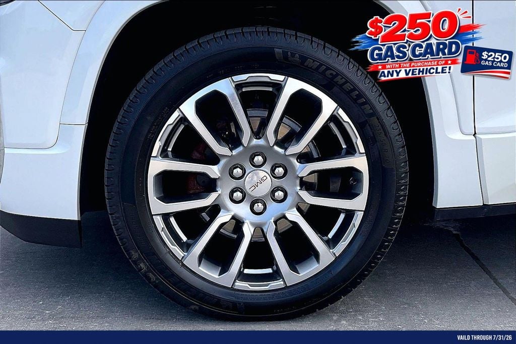 2022 GMC Acadia Denali