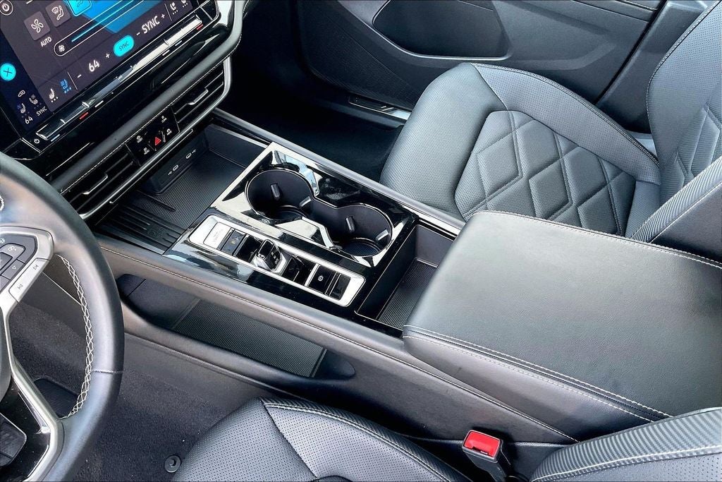 2026 Volkswagen Atlas Cross Sport SE w/Technology