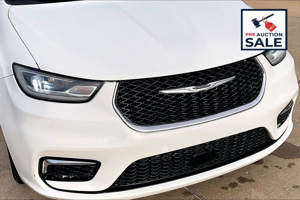 2022 Chrysler Pacifica Touring L