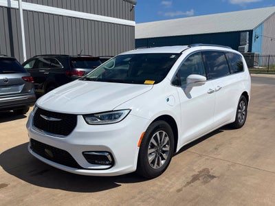 2021 Chrysler Pacifica Hybrid Touring L