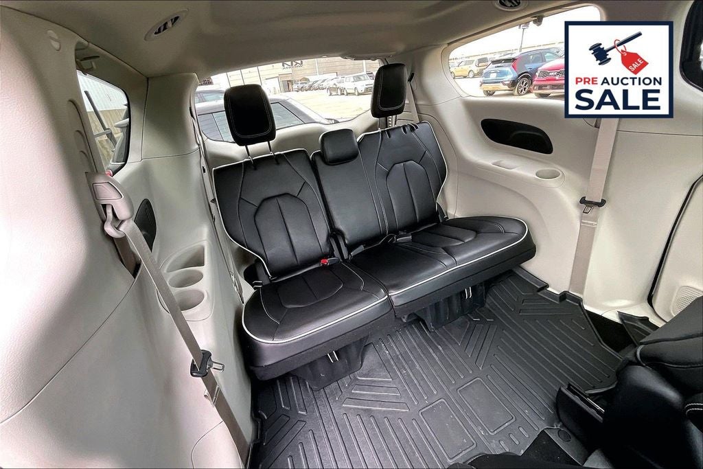 2023 Chrysler Pacifica Hybrid Limited