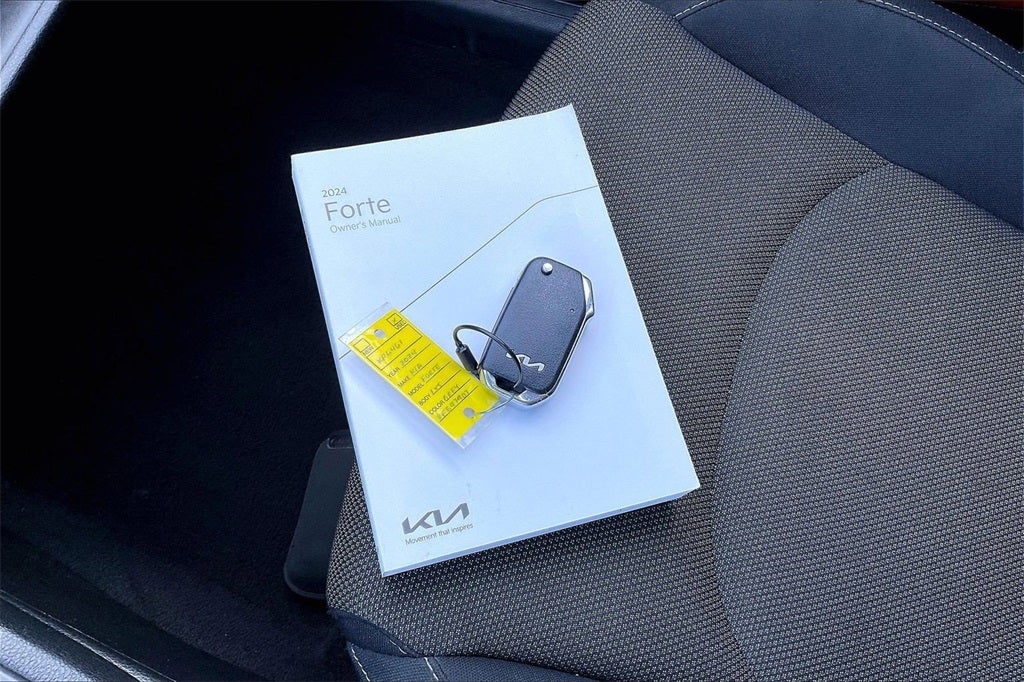 2024 Kia Forte LXS