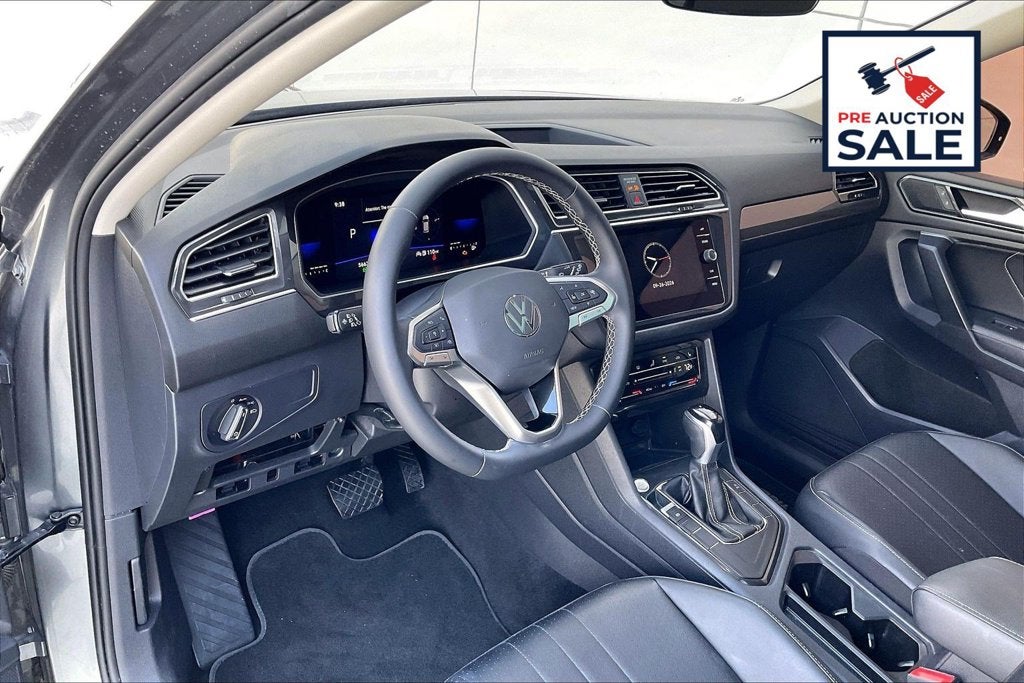 2023 Volkswagen Tiguan 2.0T SE