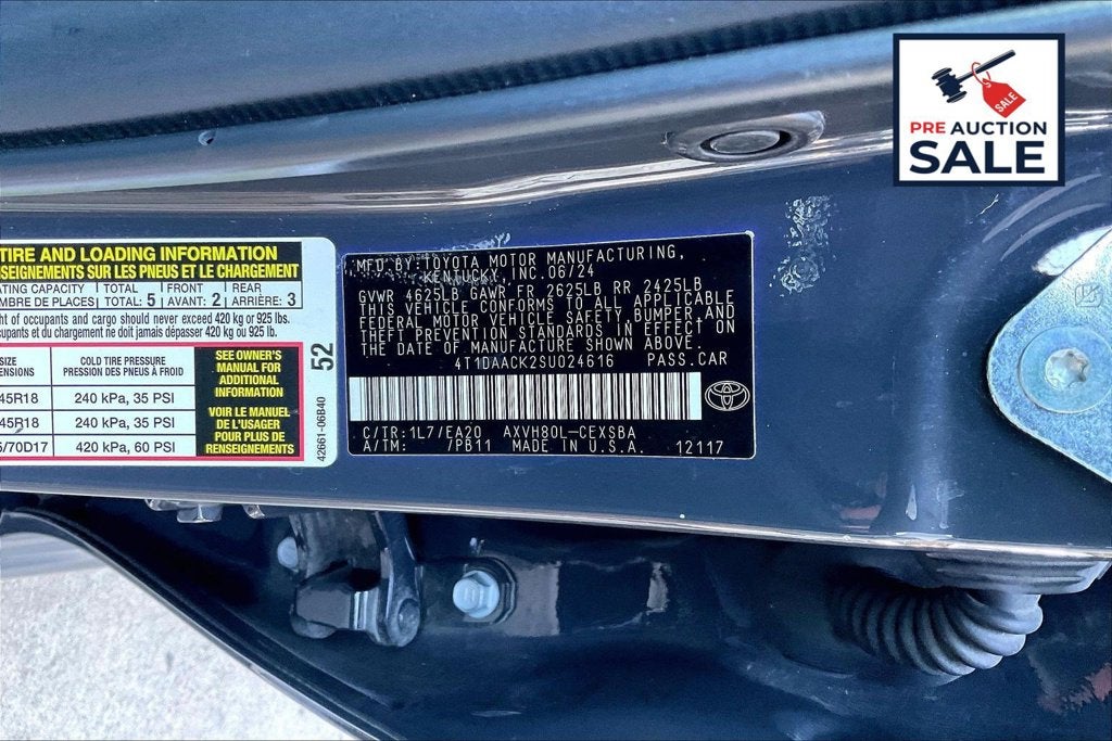 2025 Toyota Camry SE