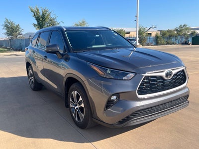 2024 Toyota Highlander XLE