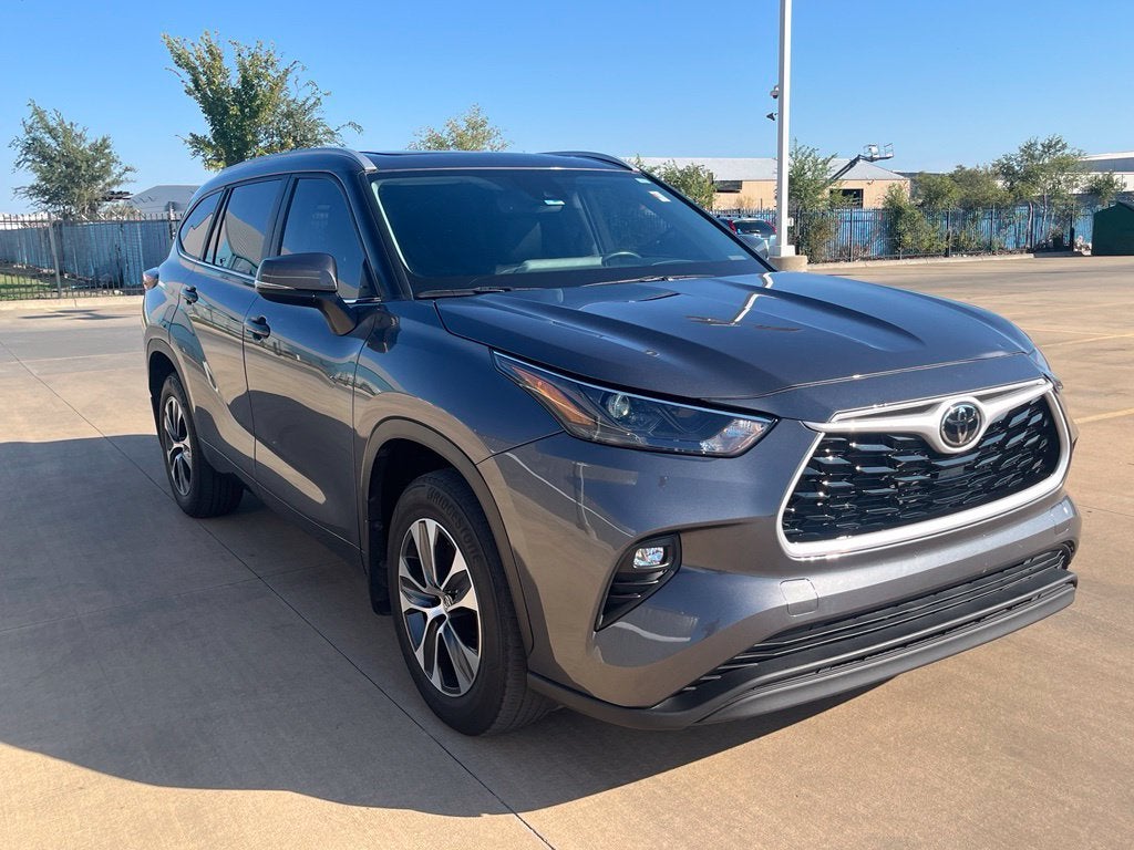 2024 Toyota Highlander XLE