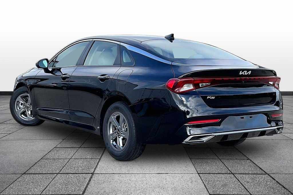 2022 Kia K5 LXS