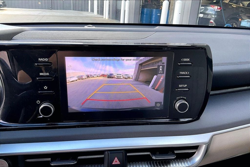 2022 Kia K5 LXS