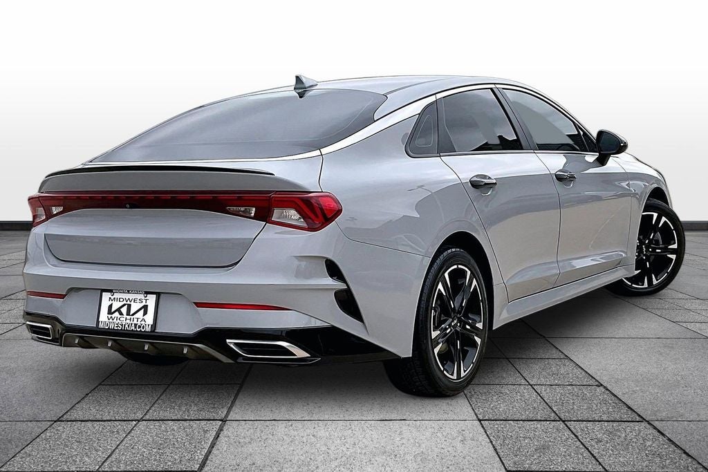 2022 Kia K5 GT-Line
