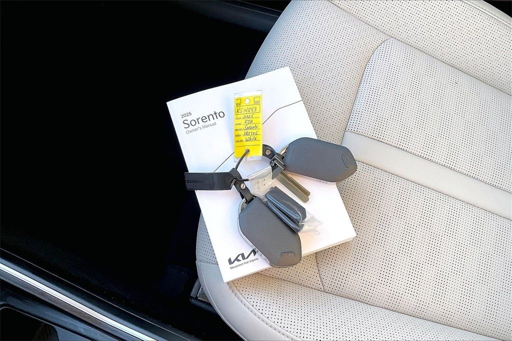 2025 Kia Sorento S