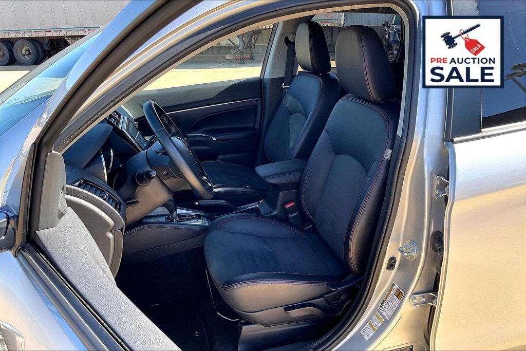 2025 Mitsubishi Outlander Sport 2.0 SE