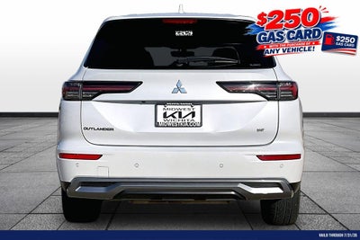 2025 Mitsubishi Outlander SE