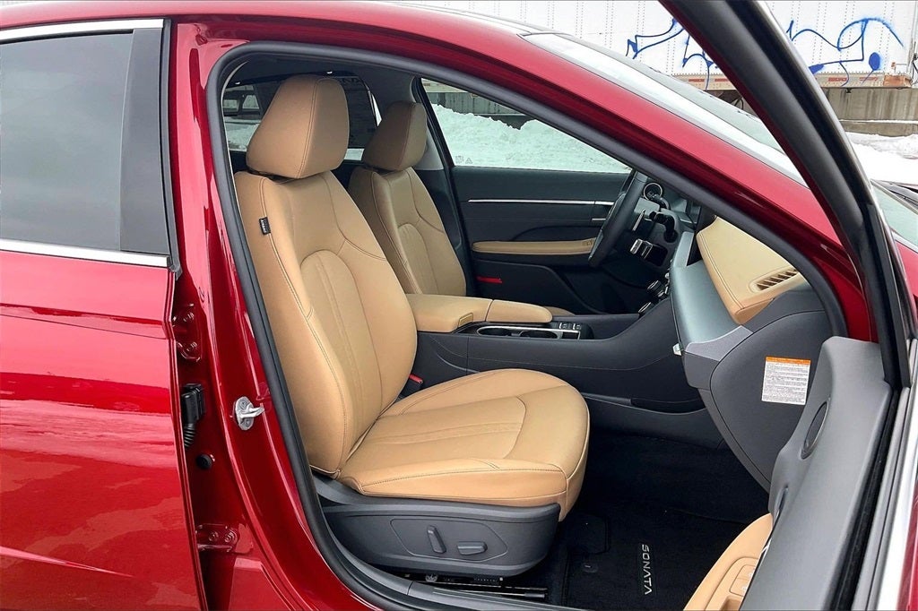 2025 Hyundai Sonata Hybrid Limited