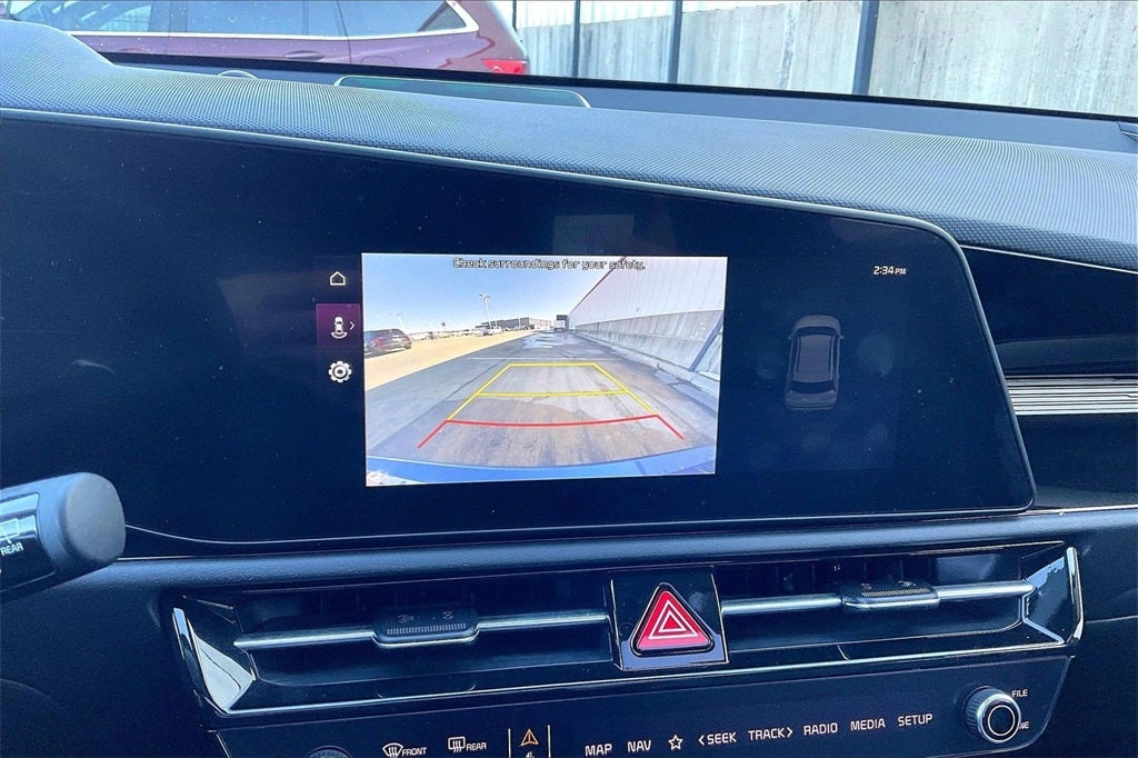 2023 Kia Niro Plug-In Hybrid SX