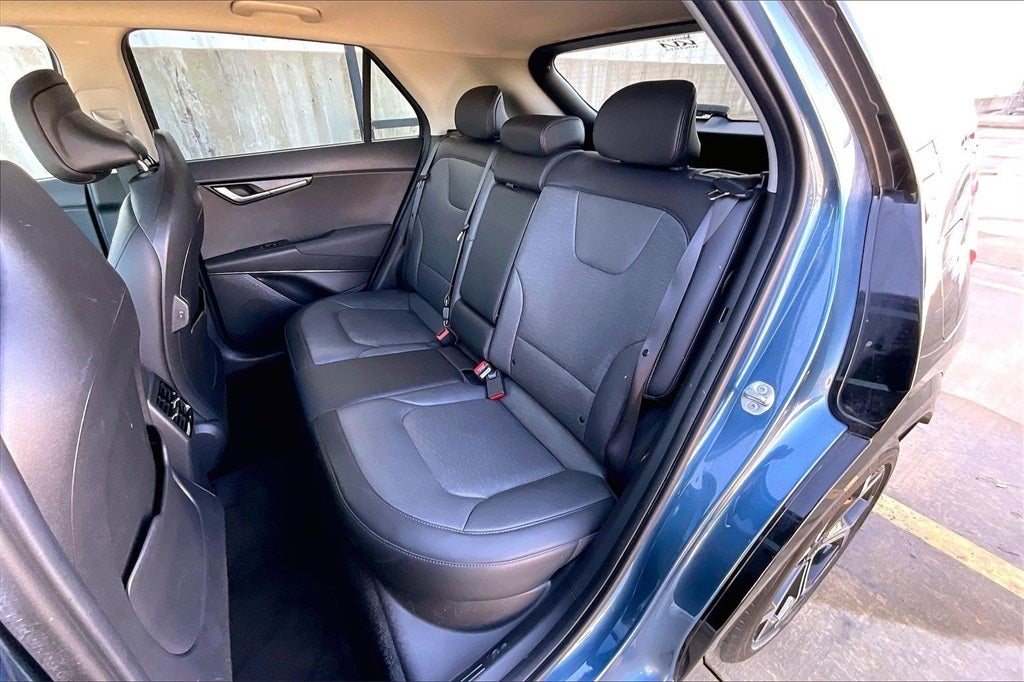 2023 Kia Niro Plug-In Hybrid SX