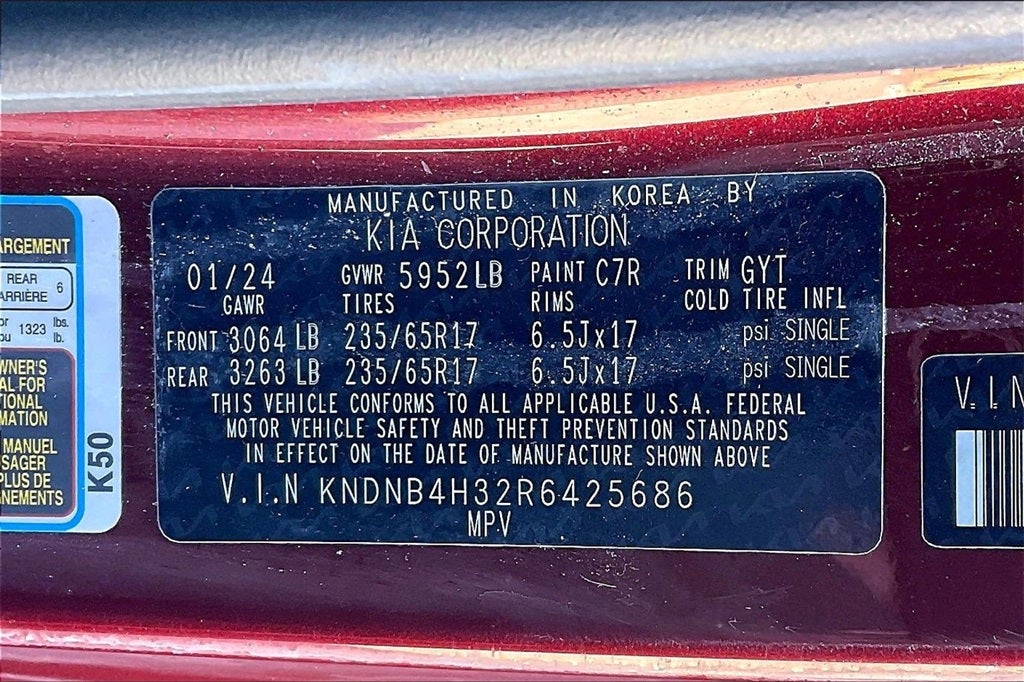 2024 Kia Carnival LX