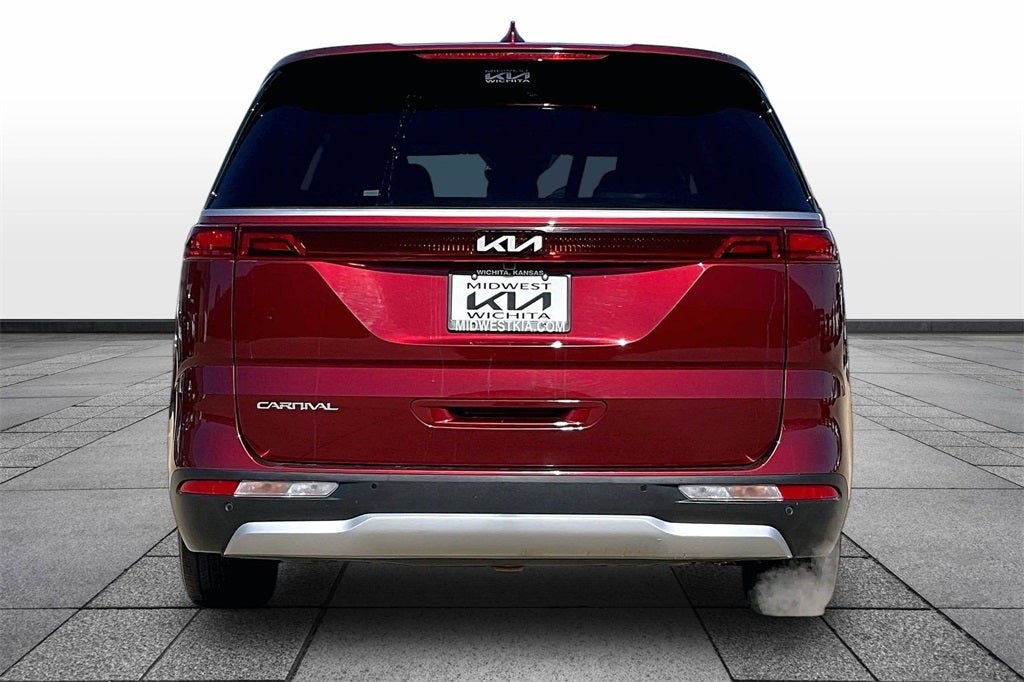 2024 Kia Carnival LX