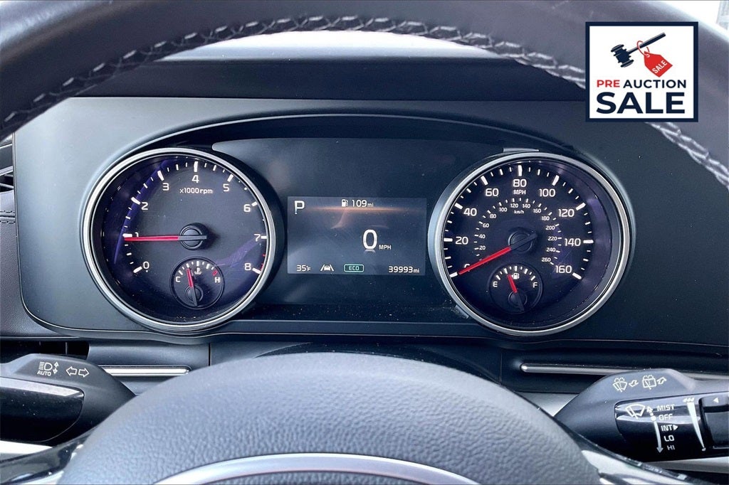 2024 Kia Carnival LX