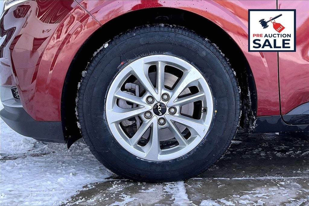 2024 Kia Carnival LX