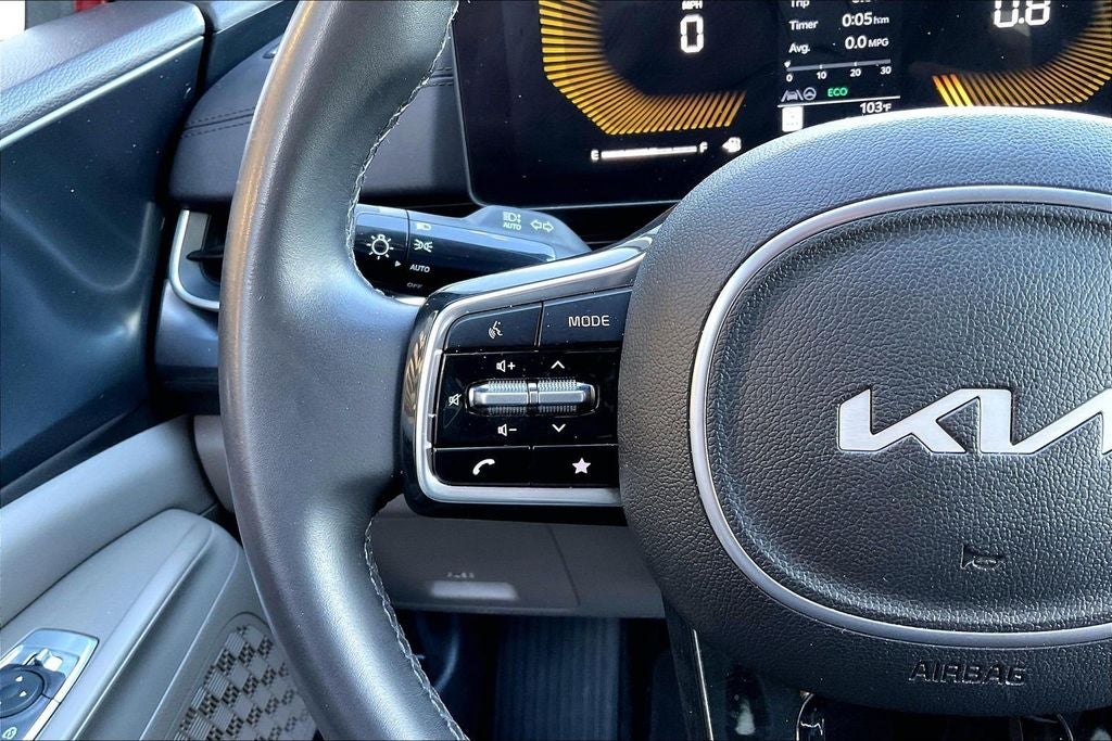 2025 Kia Carnival LXS