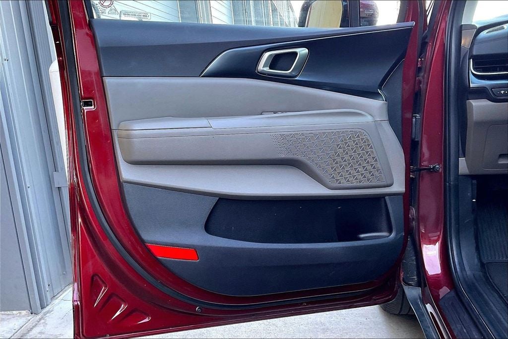 2025 Kia Carnival LXS