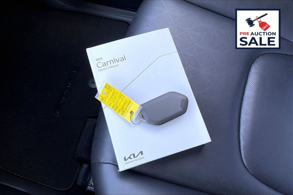 2025 Kia Carnival LXS