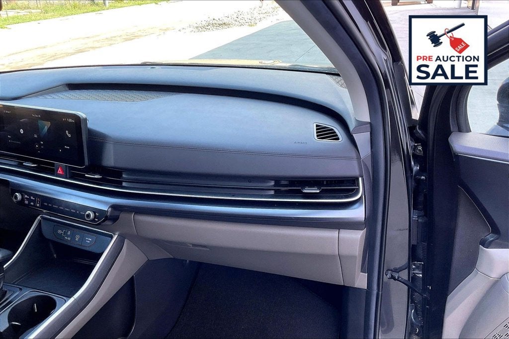 2025 Kia Carnival LXS