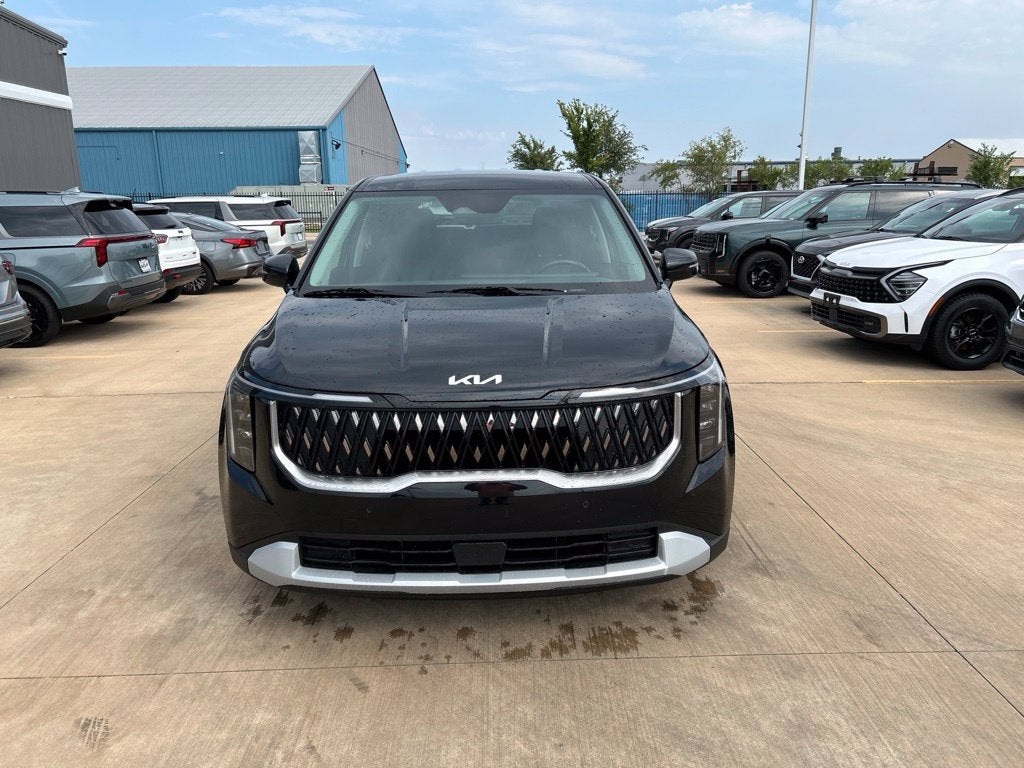 2025 Kia Carnival LXS