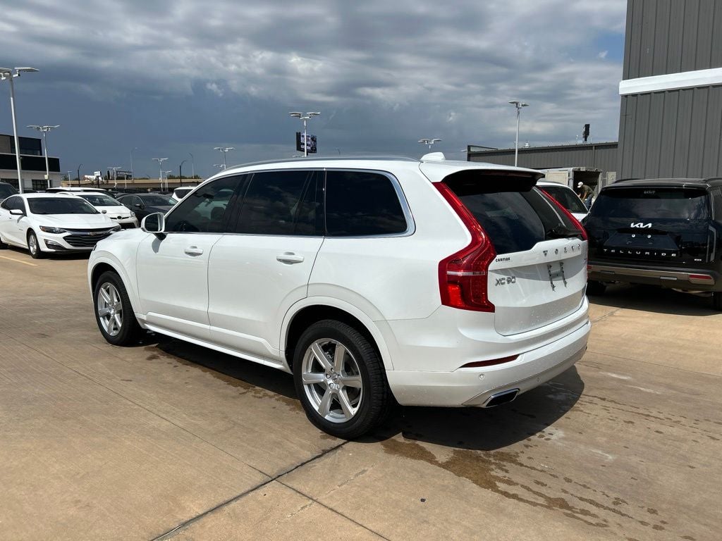 2020 Volvo XC90 T6 Momentum