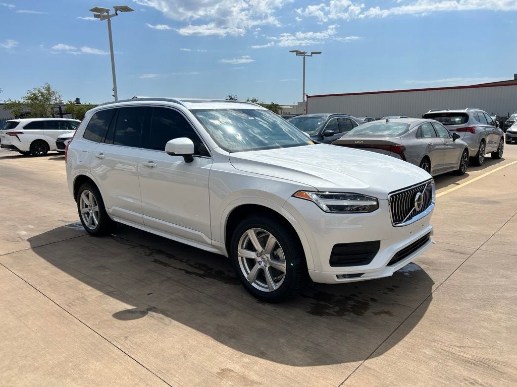 2020 Volvo XC90 T6 Momentum