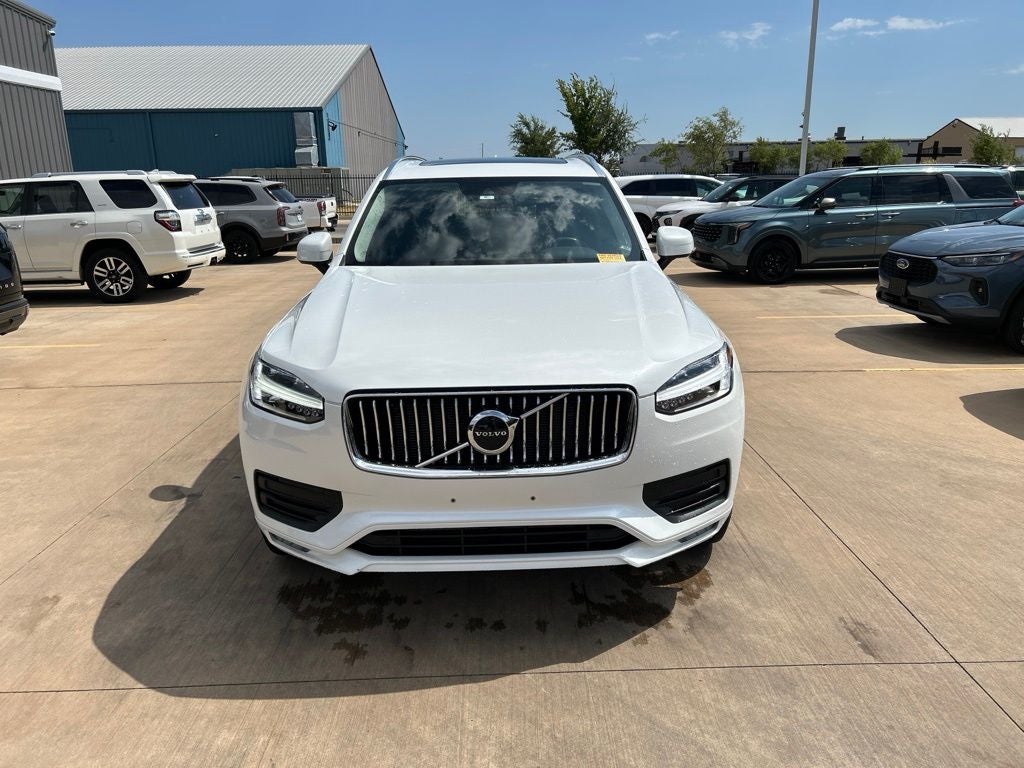 2020 Volvo XC90 T6 Momentum