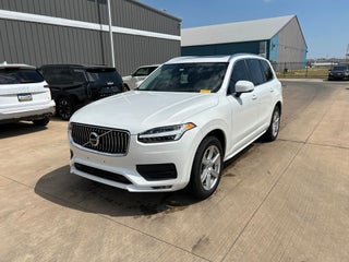 2020 Volvo XC90 T6 Momentum