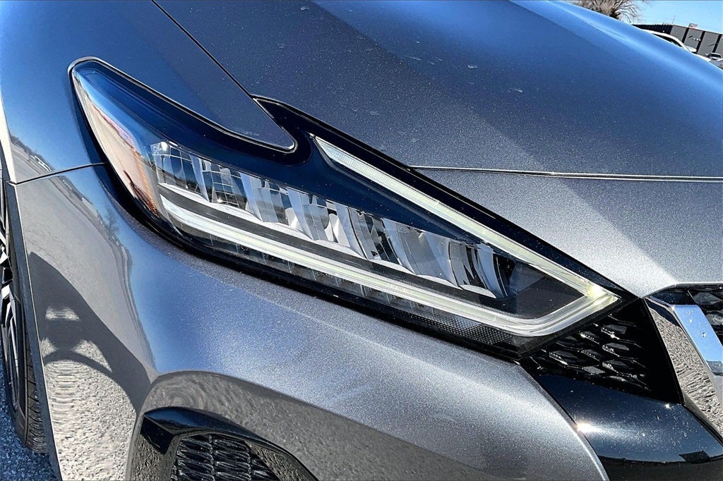 2023 Nissan Maxima SV