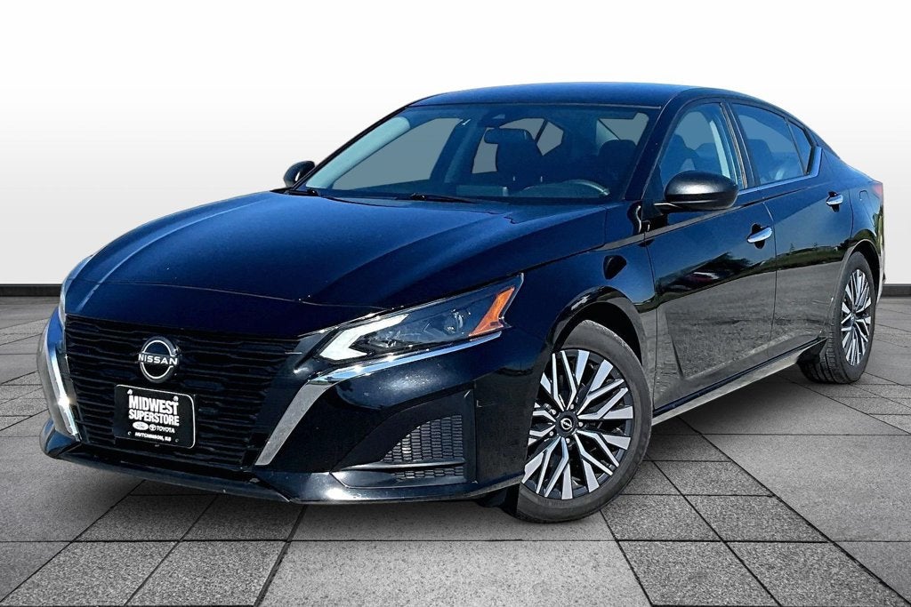 2024 Nissan Altima SV