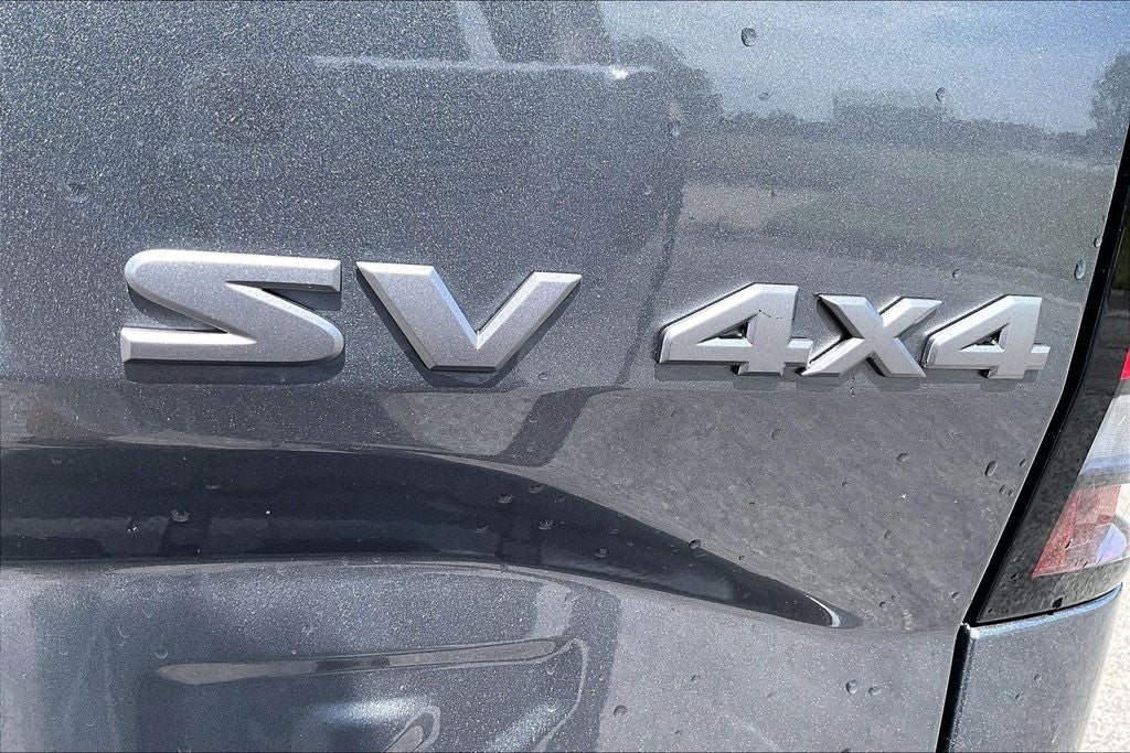 2024 Nissan Frontier SV