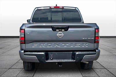 2024 Nissan Frontier SV