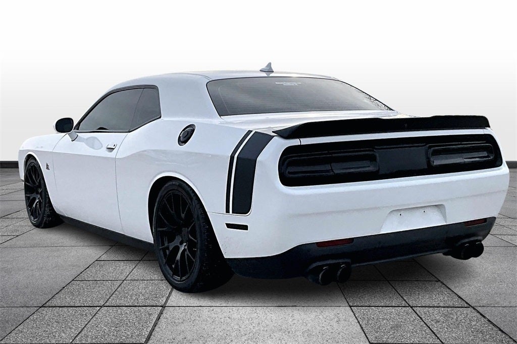 2016 Dodge Challenger R/T Scat Pack