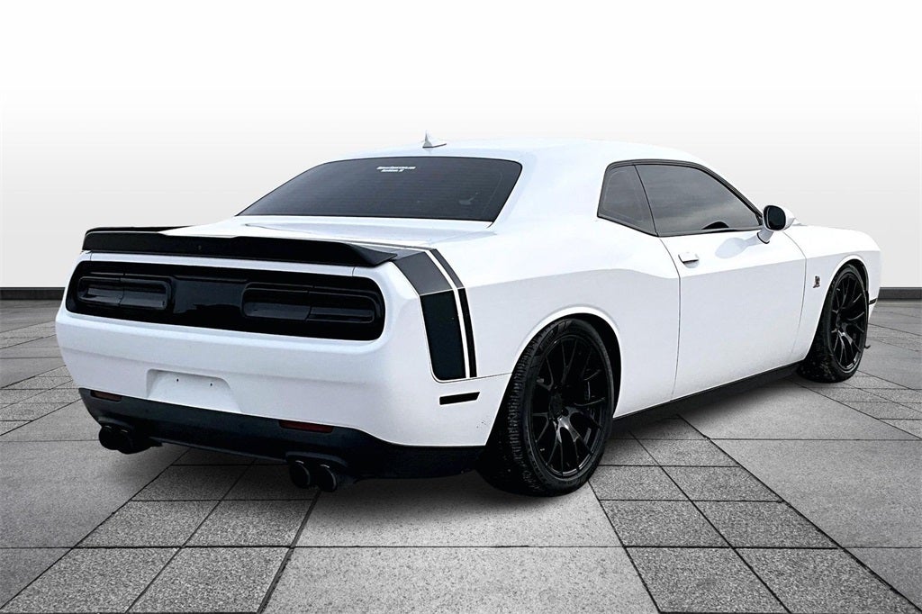 2016 Dodge Challenger R/T Scat Pack